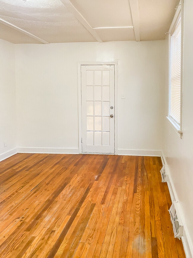 Photo - 1113 Evergreen Ave