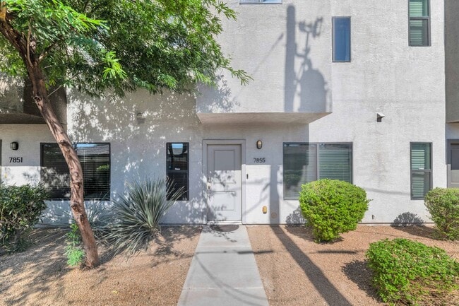 Photo - 7855 N 20th Glen