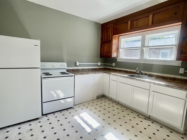 Photo - 2512 Boone St