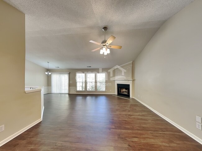 Photo - 11 Candor Pl