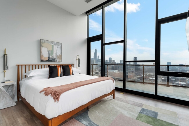 Photo - 738 N Milwaukee Ave Unidad ID1029581P