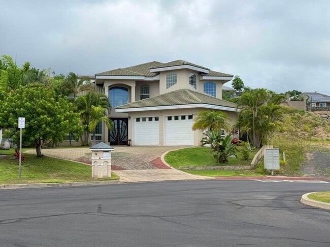 Photo - Partially Furnished 3 Bedroom / 2.5 Bathroom Custom Home in Sandhill Estates gated community!