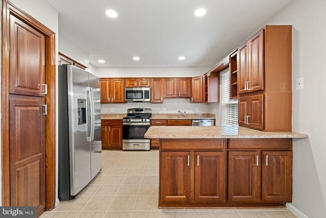 Building Photo - 7867 Wintercress Ln