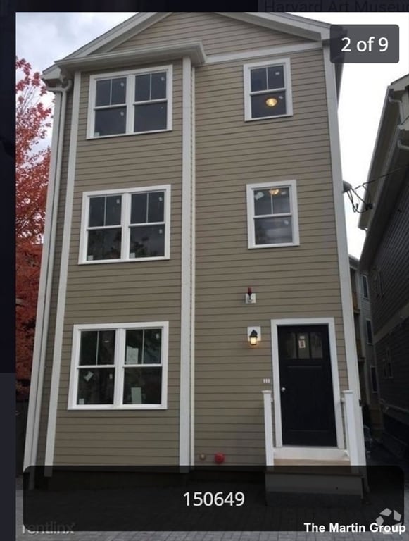 Building Photo - 28 Beacon St Unit #1 Rental