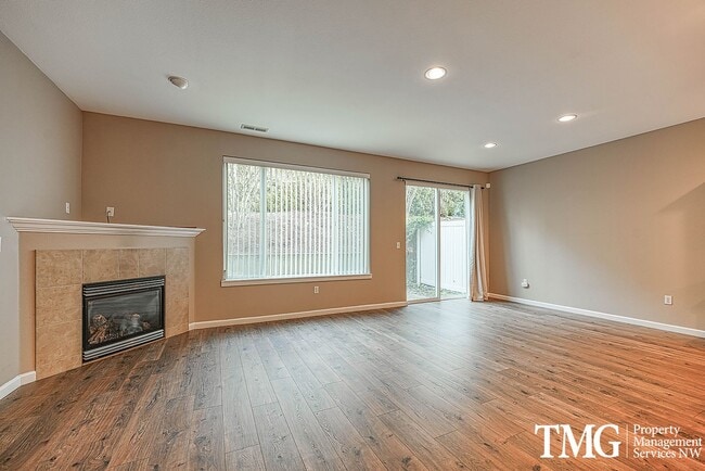 Photo - Inviting 3 BD 2.5 Bath Townhome in Gated Community