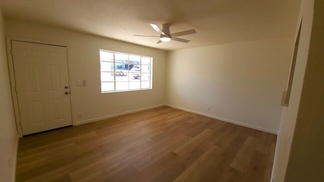 Photo - Fully Remodeled Home in North Phoenix – Mo...