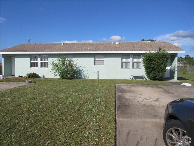 Building Photo - 27162 Sunnybrook Rd Rental