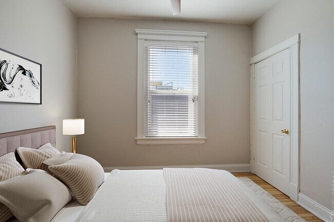 Photo - 1522 Lafayette