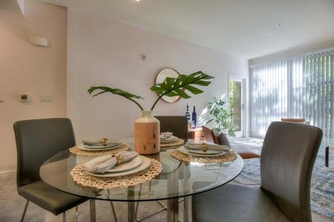 Photo - 1488 El Camino Real