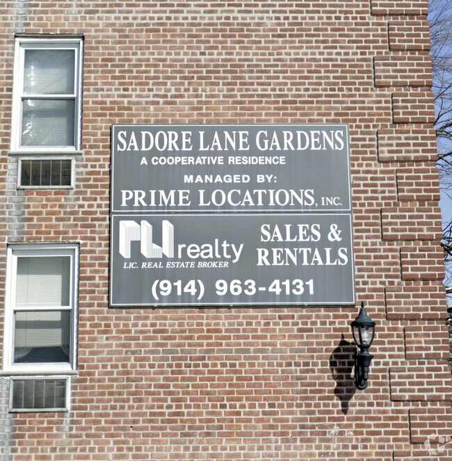 Photo - Sadore Lane Gardens