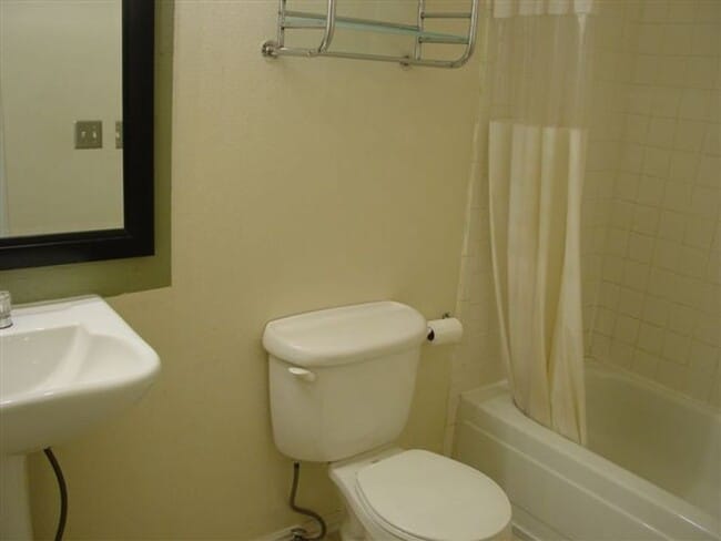 Photo - Great location off 2nd and Sable near 6th and I-225 and Aurora Mall