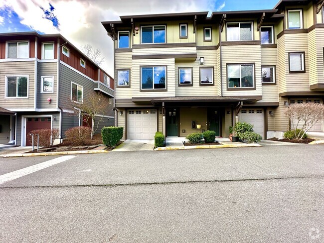 Building Photo - 3bd/2.5ba Bothell Townhome