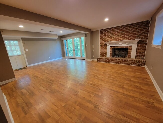 Photo - 210 Rhynehardt Rd