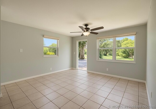 Photo - 418 52nd St Unit 1