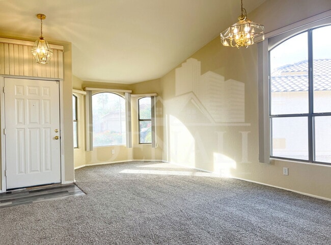 Photo - 2207 S Peppertree Ct