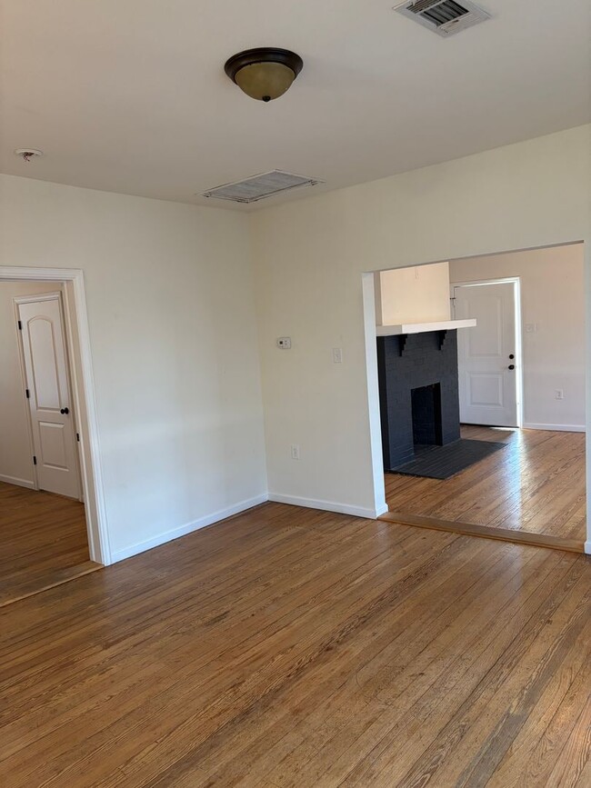 Photo - 707 N 19th St Unit 707B