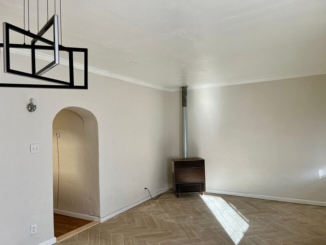 Photo - 2 Bedroom Home For Rent!