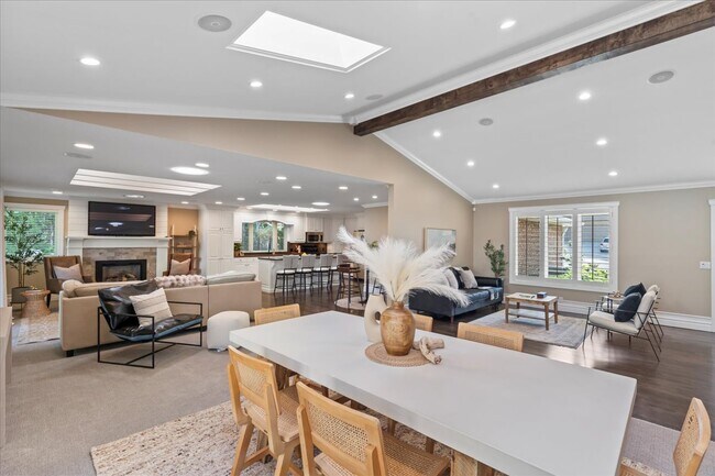 Photo - 8022 Deer Creek Rd