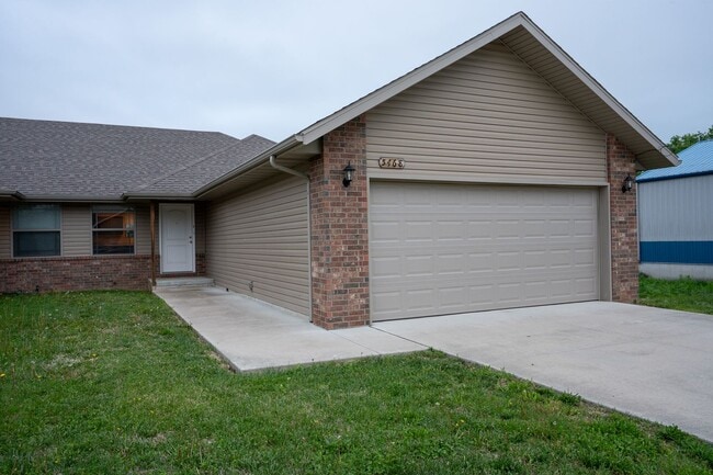 3 Bedroom Duplex in Battlefield, MO - 3 Bedroom Duplex in Battlefield, MO House