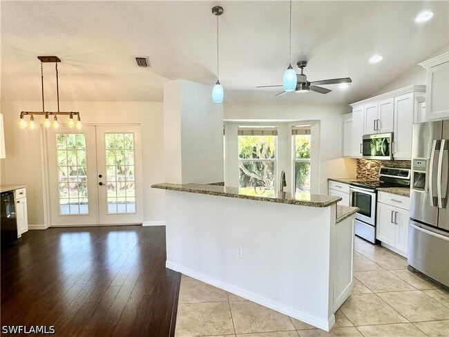 Building Photo - 8137 Pelican Rd