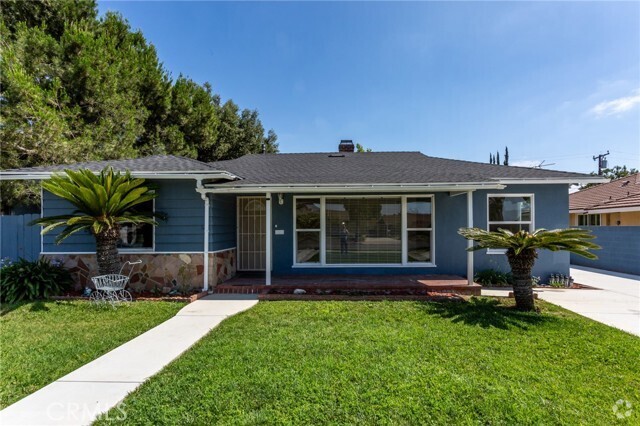 Building Photo - 1404 E Palm Ave Rental