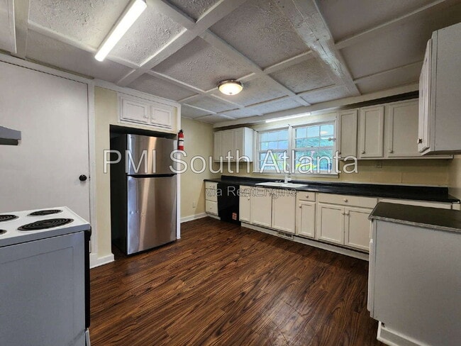 Photo - 348 N 17th St