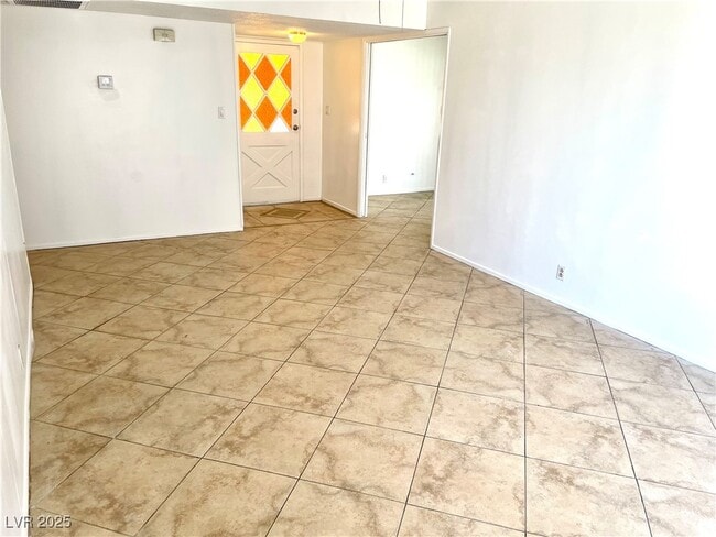 Photo - 2198 Capistrano Ave