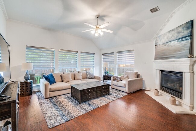 Photo - 1616 Villa Ct