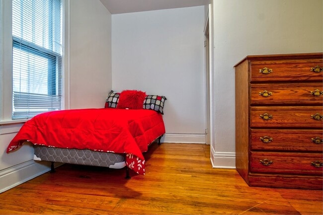 Photo - 212-214 N. Blount St.