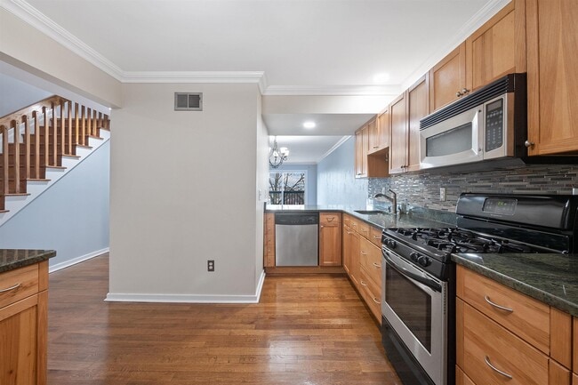 Photo - 18 Skyview Terrace