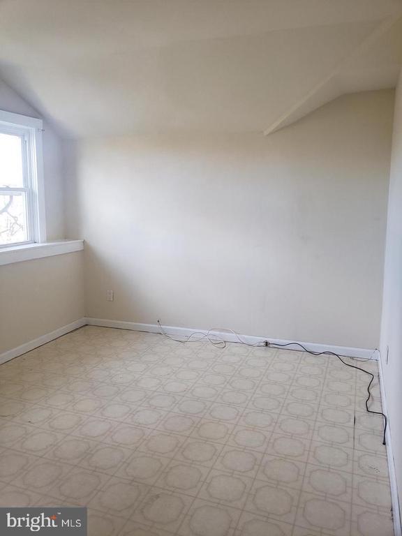 Photo - 277 E Browning Rd