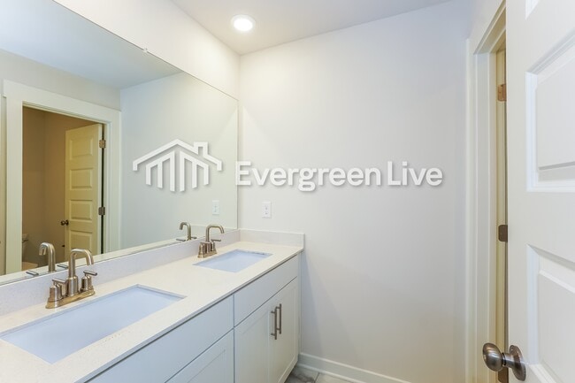 Photo - 856 Bur Oak Ct