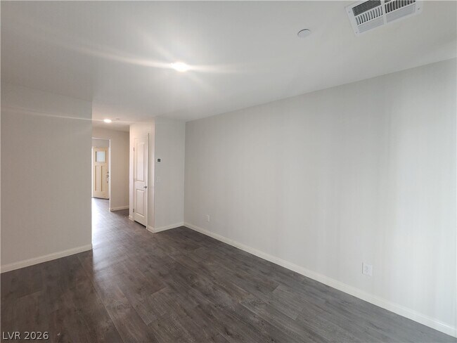 Photo - 3783 Enchanted Sky St