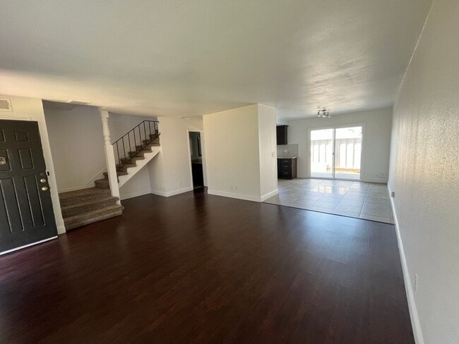 Photo - Spacious 3 Bedroom 1.5 Bath!!