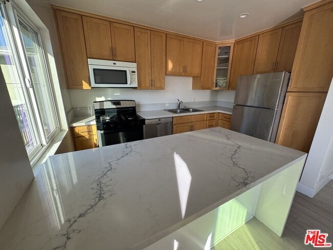 Photo - 1963 17th St Unit 5