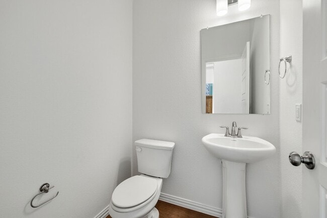 Photo - 3100 Greenbriar Dr