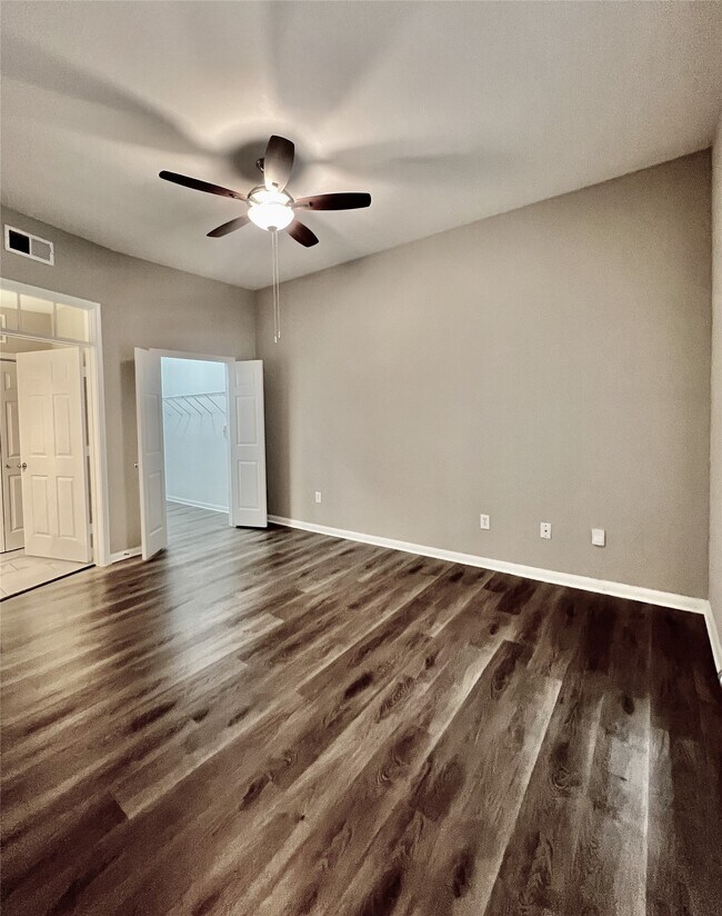 Photo - 5353 Memorial Dr Unit 3066