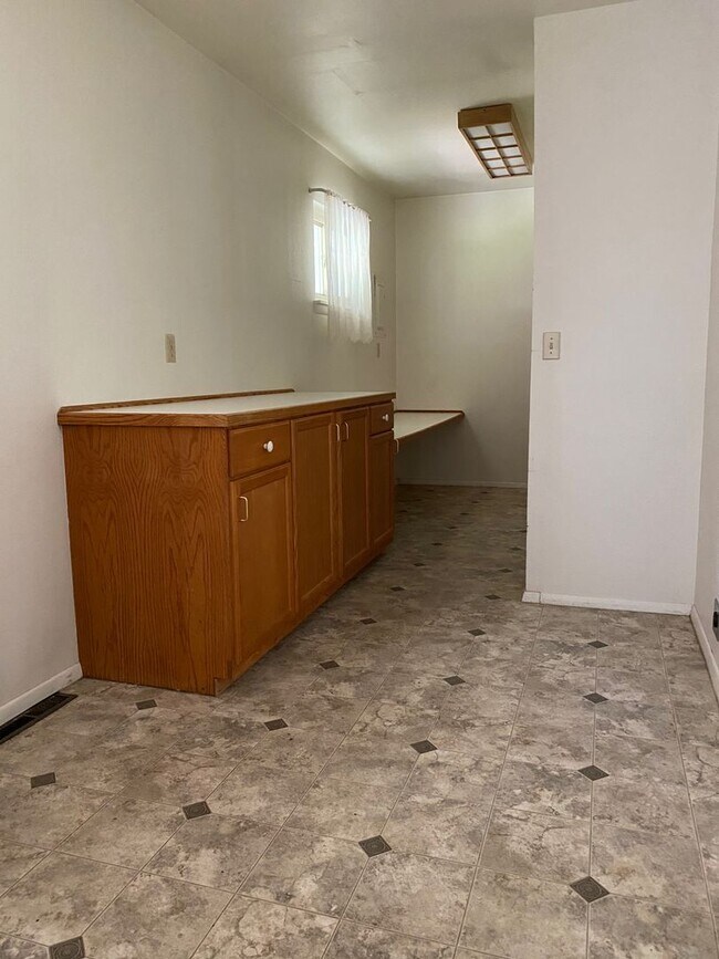 Photo - 711 Murphy Dr
