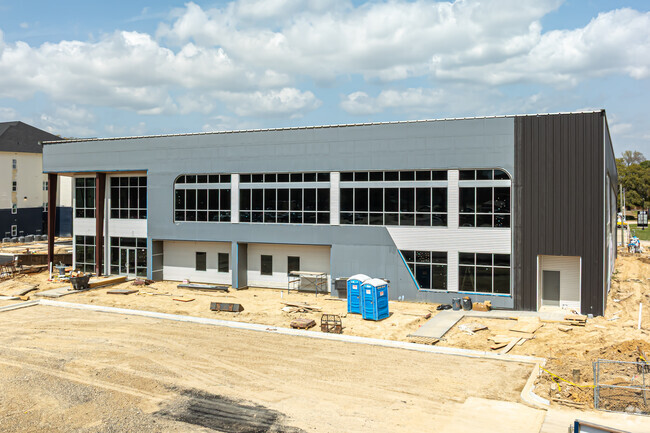 Building Photo - Point at Mid City Rental