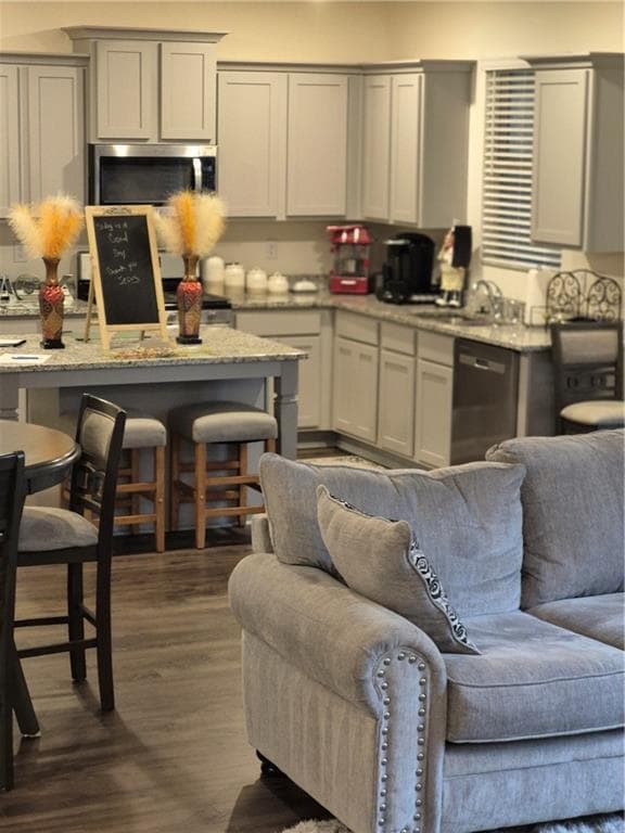 Photo - 5453 Flat Rock Point