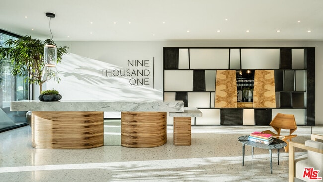 Photo - 9001 Santa Monica Blvd Unidad 511