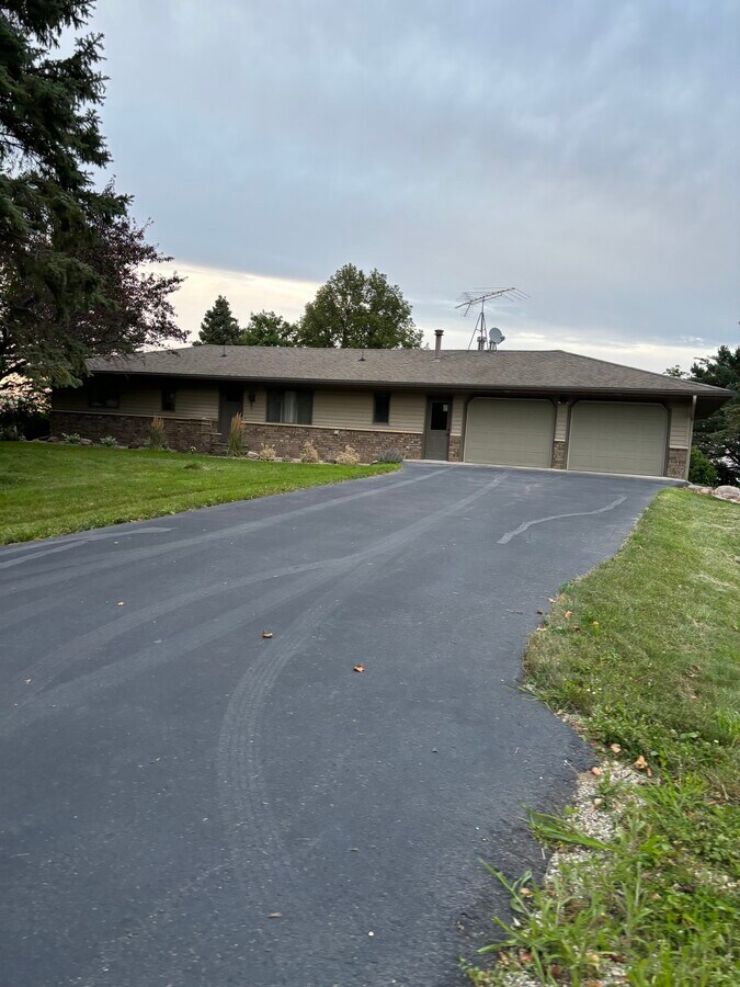 Photo - 23648 Primrose Ln