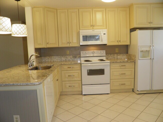 Photo - 103 Alden Dr