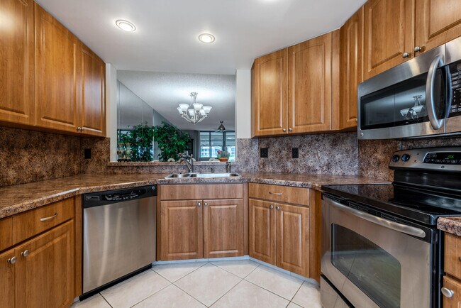 Photo - 15831 Loch Maree Ln Unit 5502