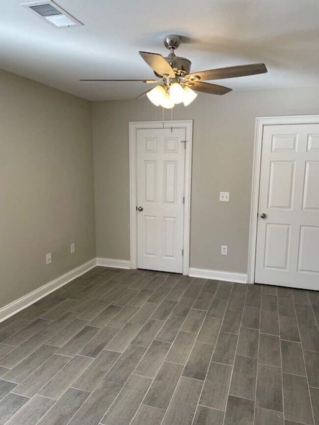 Photo - Newly Renovated!