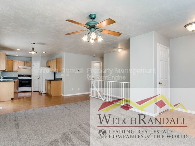 Photo - 1124 E 1000 N