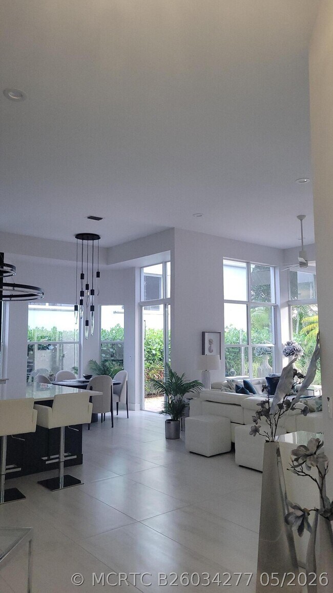 Photo - 127 Sunset Cove Ln