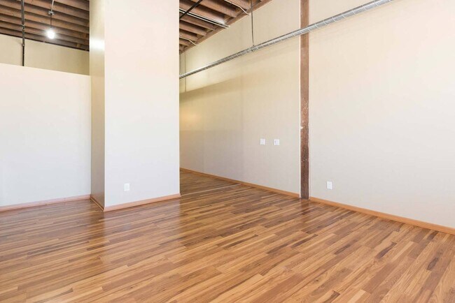 Riverpoint Lofts