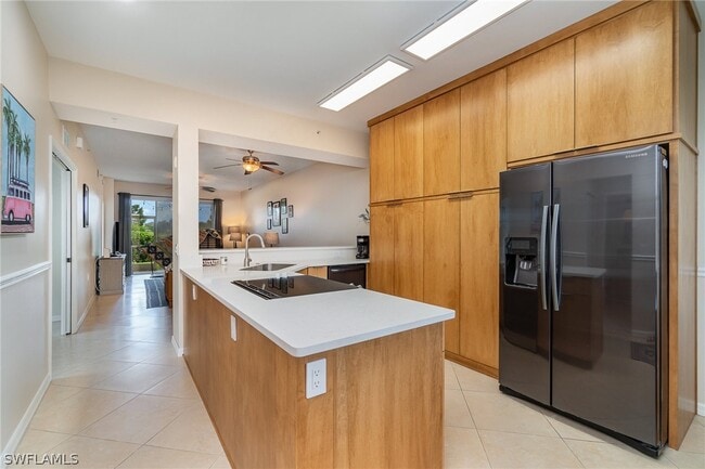 Photo - 21330 Lancaster Run Unidad 1211