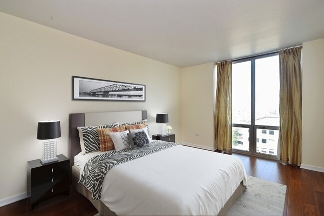 Photo - 1640 Maple Ave Unit 1108